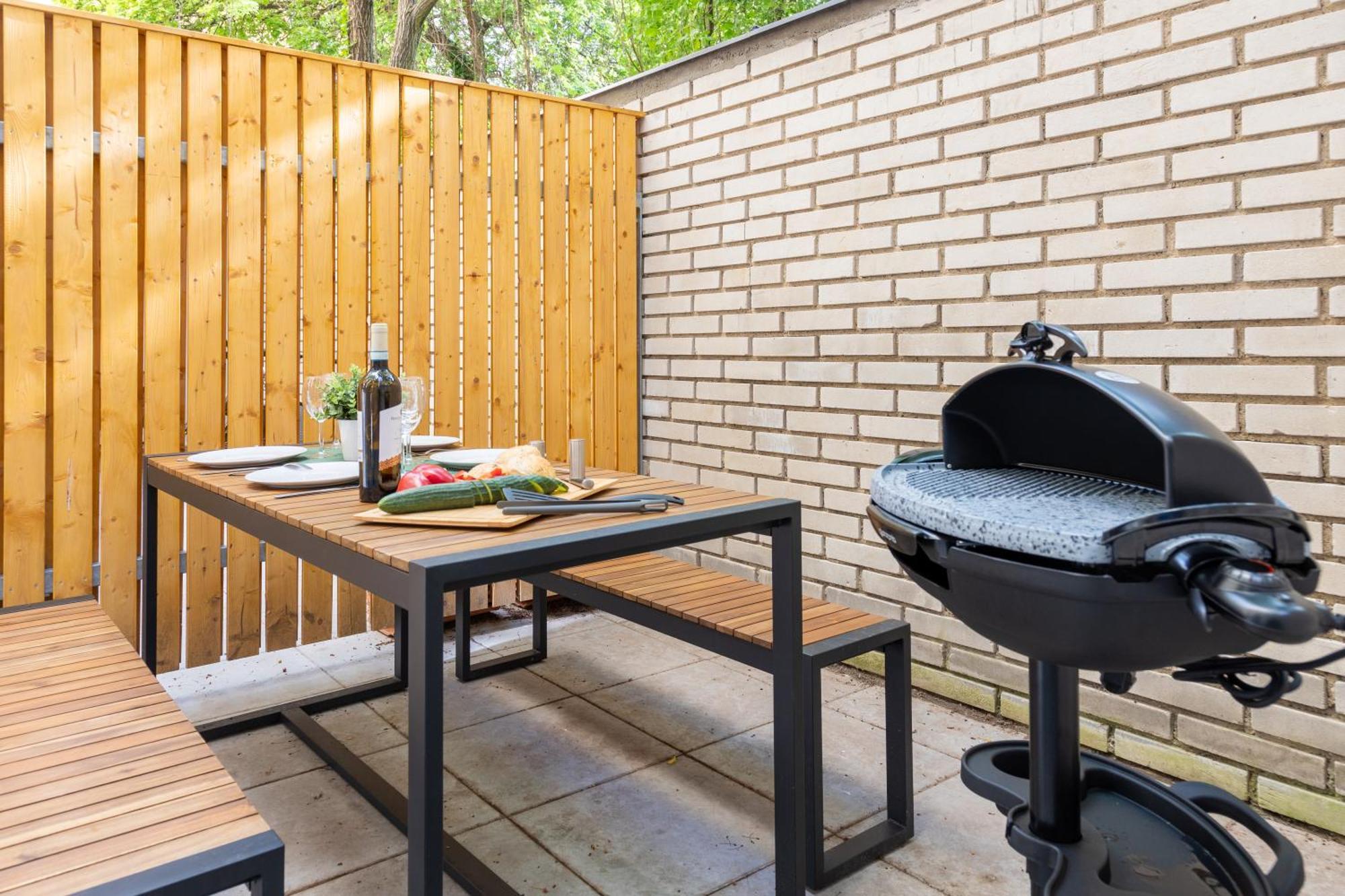 3bdr With Terrace And Electric Grill In Vinohrady By Days Appartement